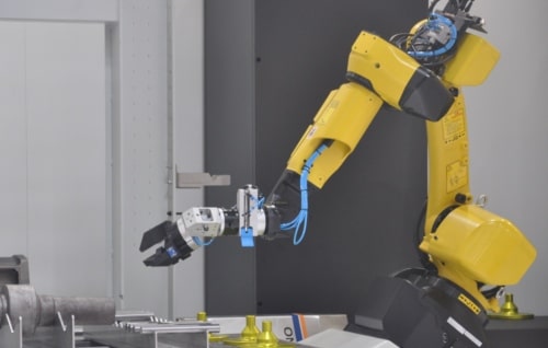 Robotic tubes handling